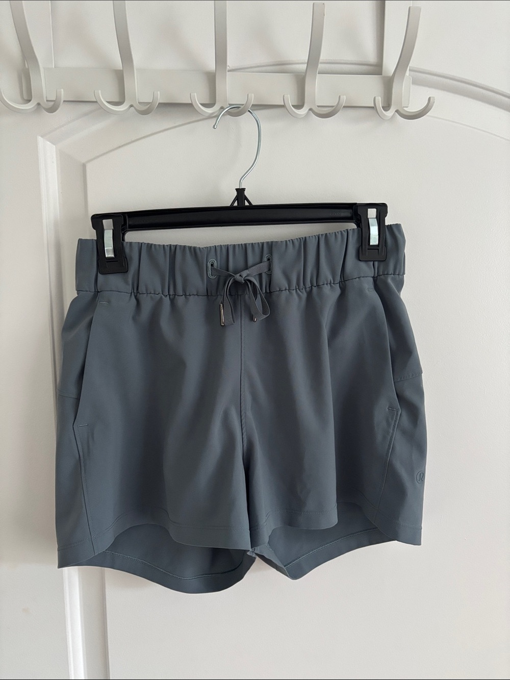 lululemon Women's Lined Running Shorts Blue 8" Inseam Estimated Size 6